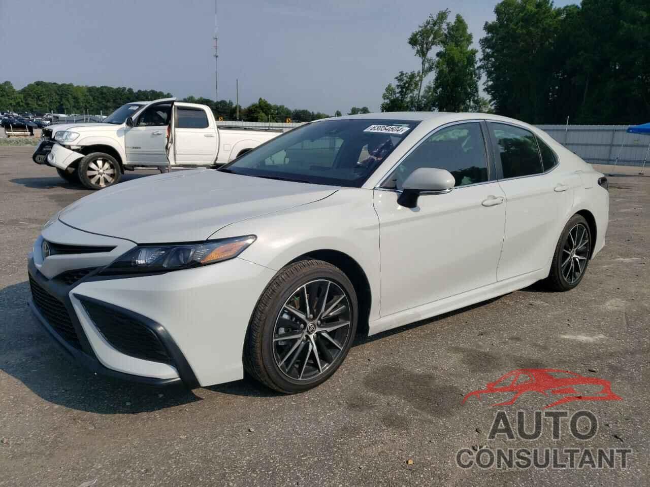 TOYOTA CAMRY 2024 - 4T1G11AK7RU221596