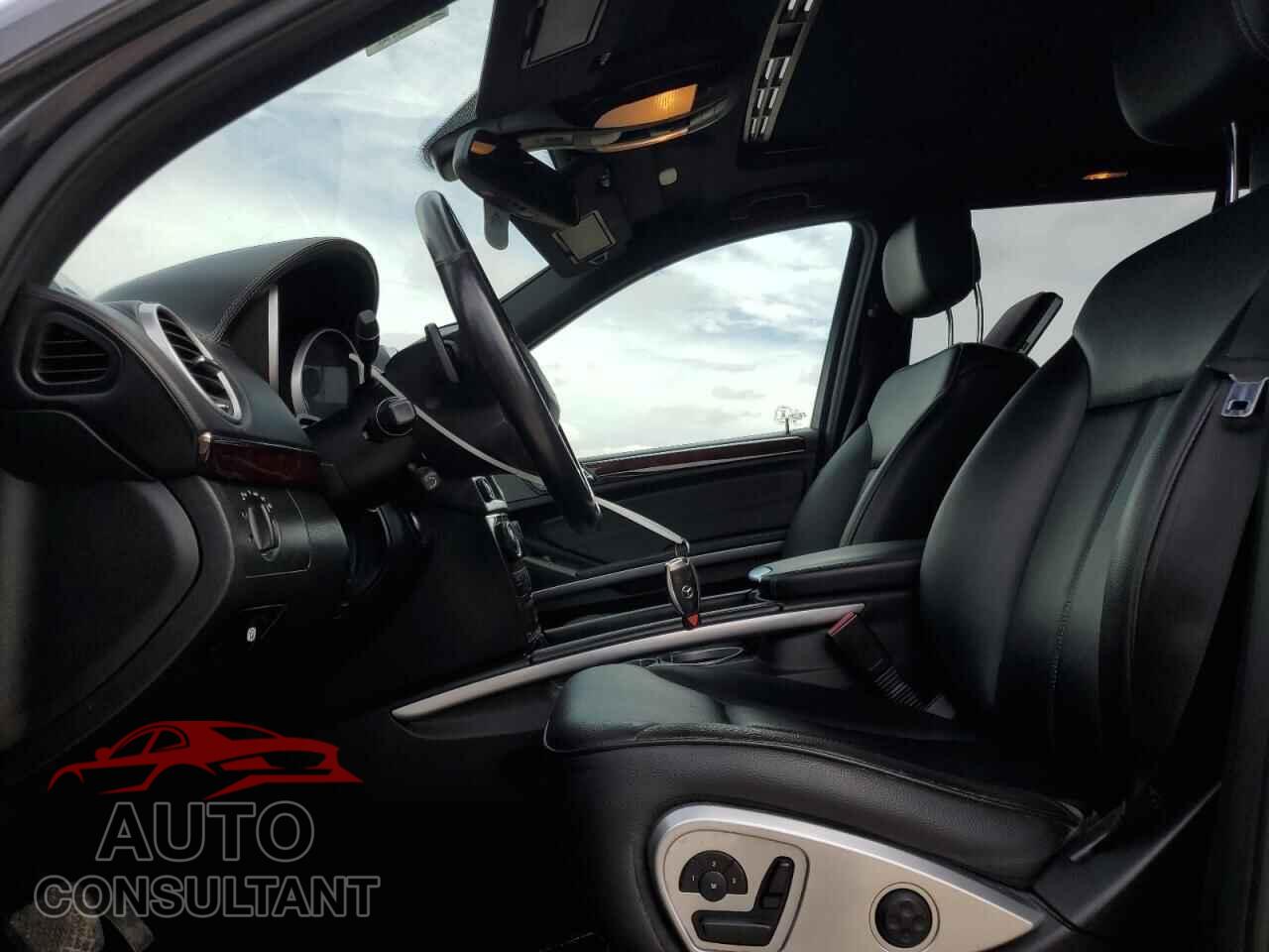 MERCEDES-BENZ GL-CLASS 2012 - 4JGBF2FE1CA776380