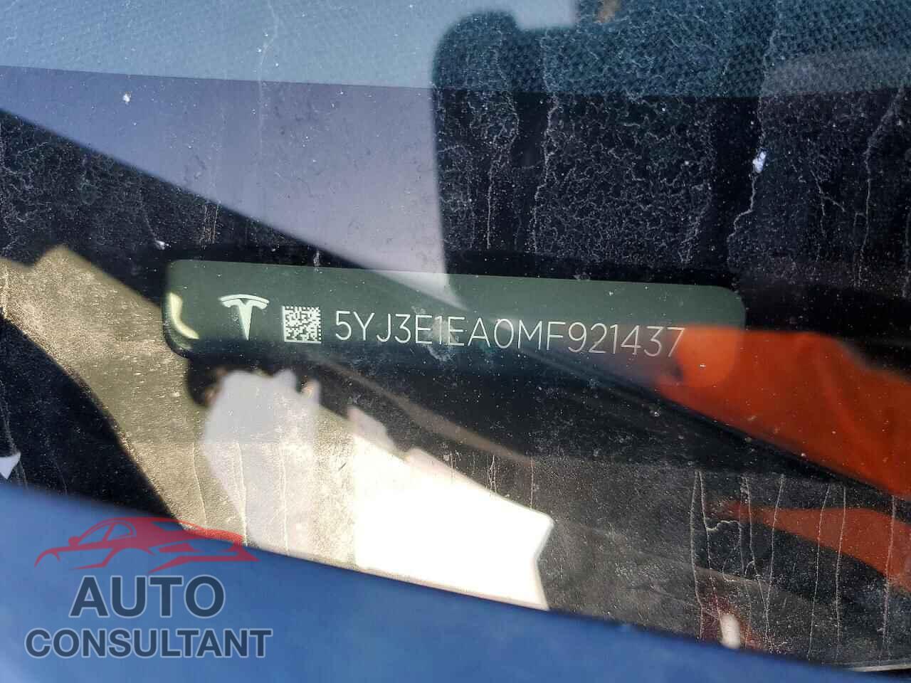 TESLA MODEL 3 2021 - 5YJ3E1EA0MF921437