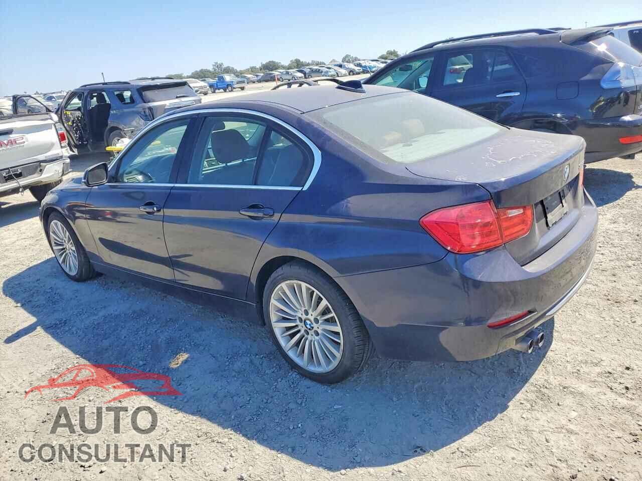BMW 3 SERIES 2012 - WBA3A5C54CF257031