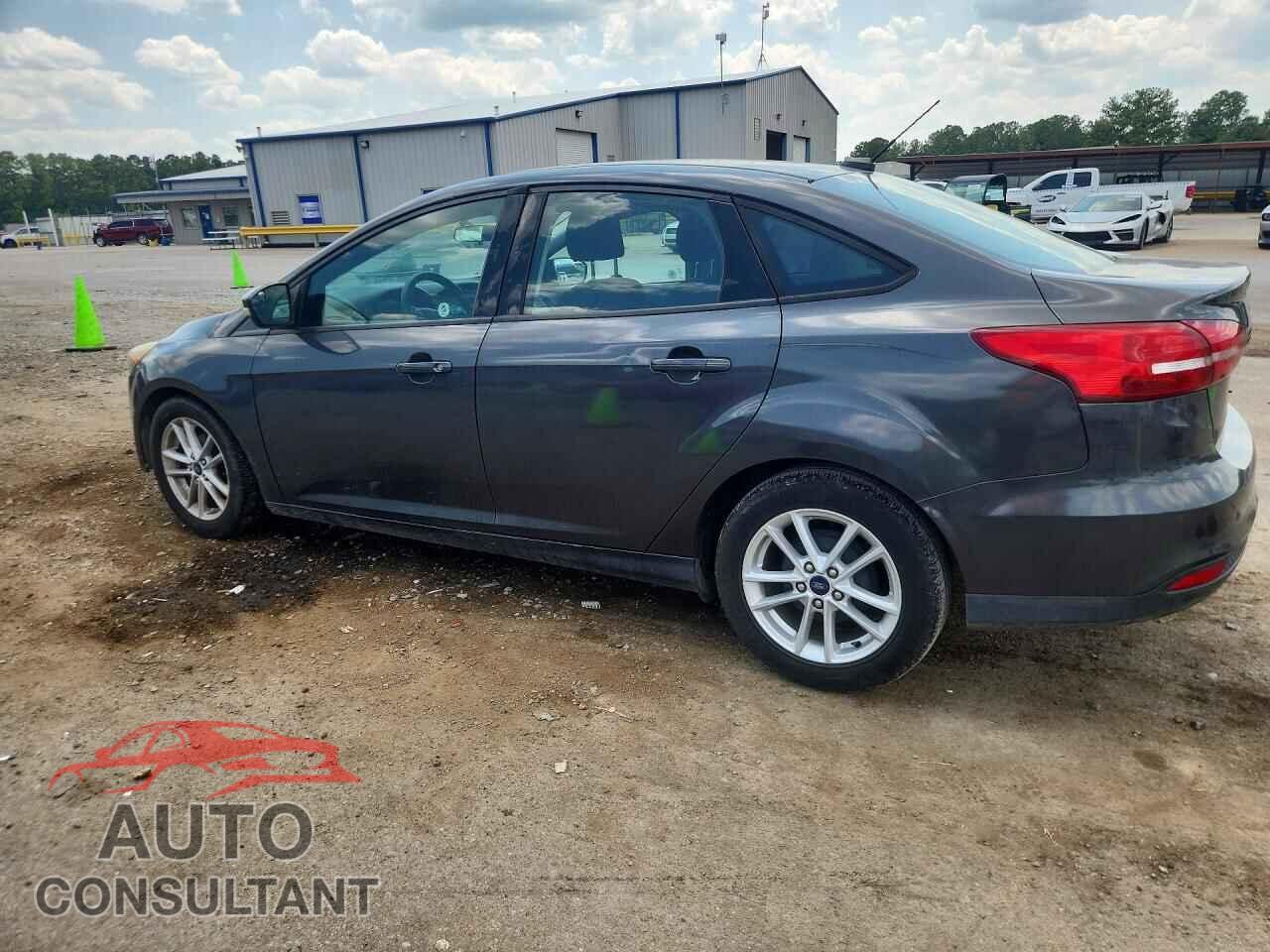 FORD FOCUS 2017 - 1FADP3F28HL320044