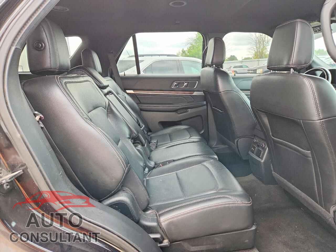 FORD EXPLORER 2018 - 1FM5K8F86JGB33412