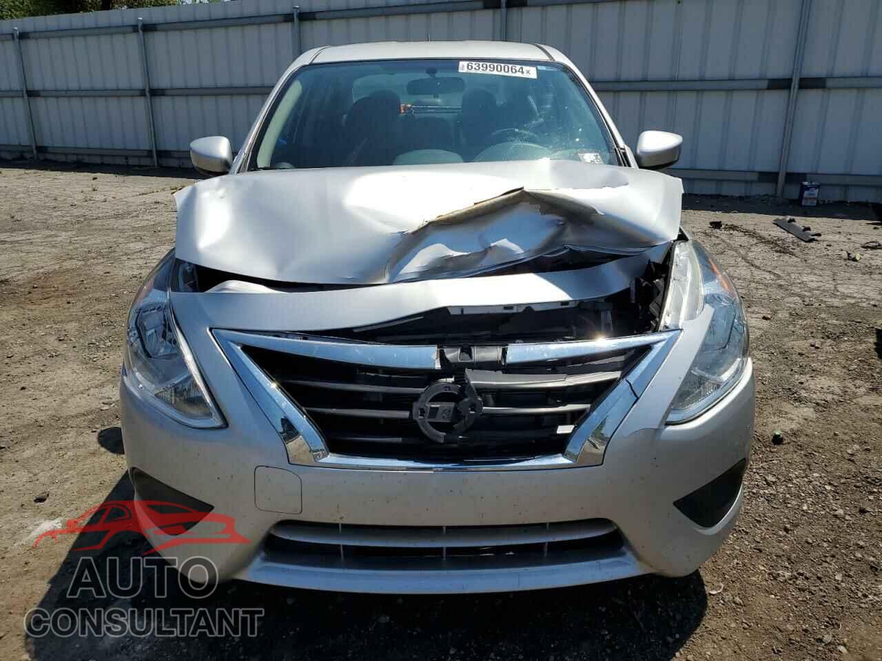 NISSAN VERSA 2017 - 3N1CN7AP3HL882009