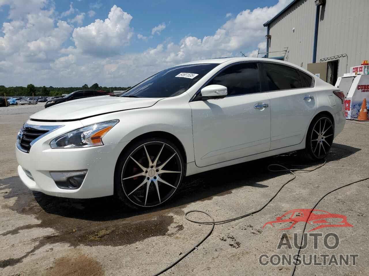 NISSAN ALTIMA 2015 - 1N4AL3AP1FC215828