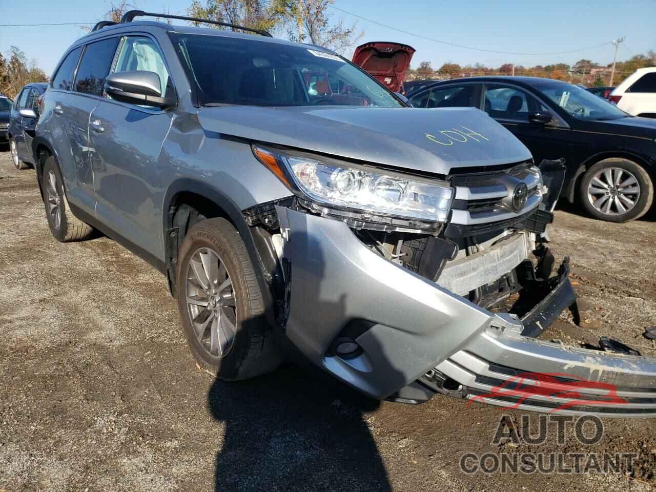 TOYOTA HIGHLANDER 2019 - 5TDJZRFH8KS582232