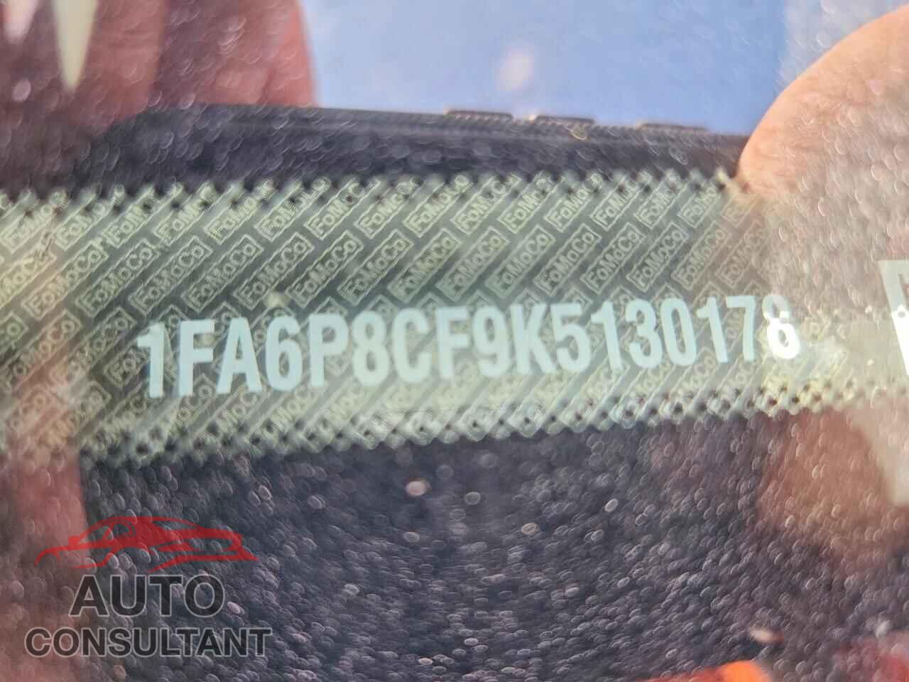 FORD MUSTANG 2019 - 1FA6P8CF9K5130178