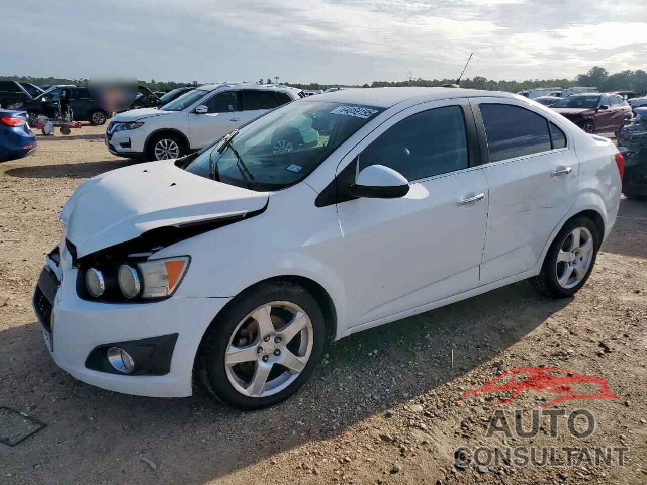 CHEVROLET SONIC 2015 - 1G1JE5SB5F4119173