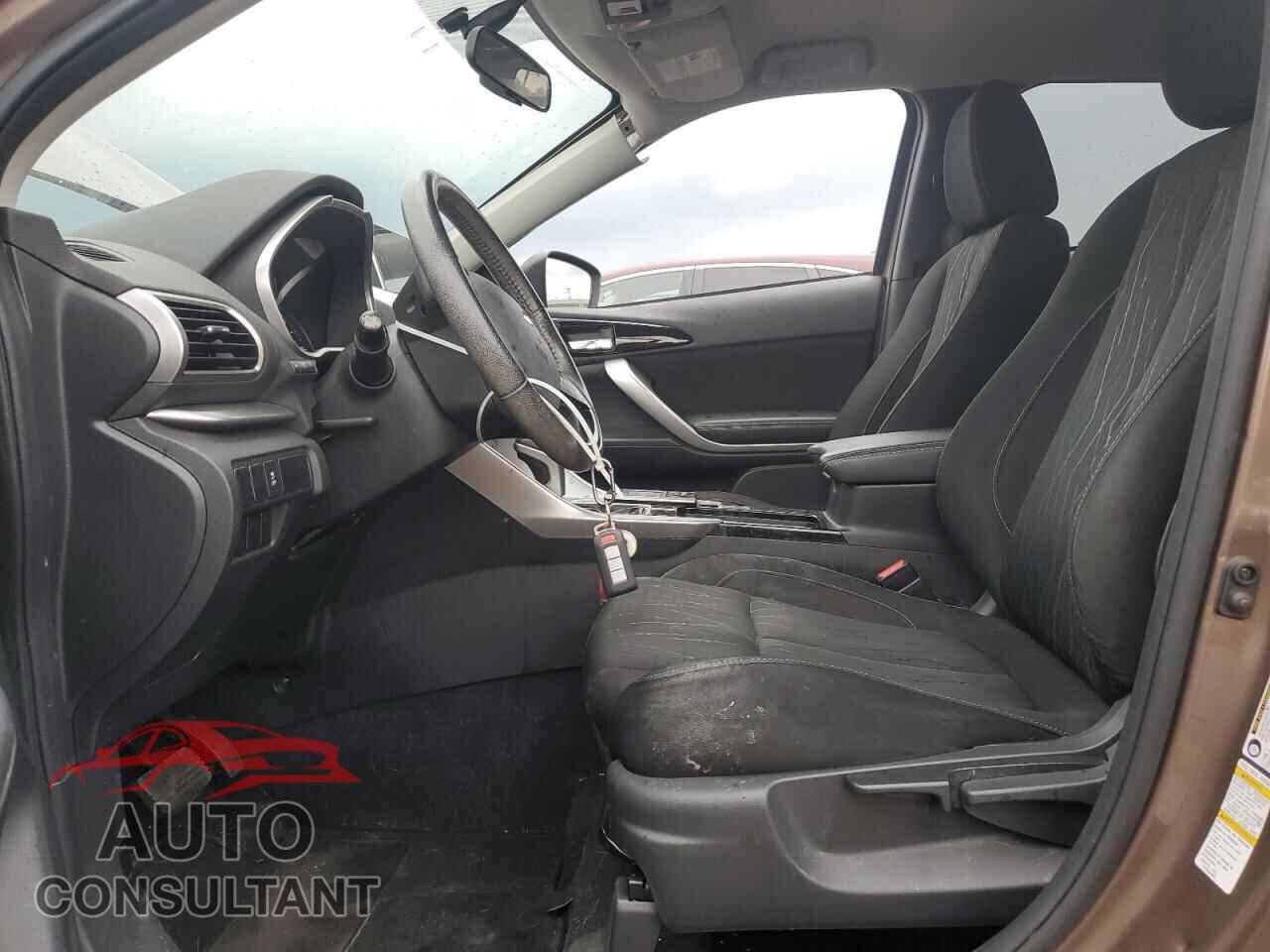 MITSUBISHI ECLIPSE 2018 - JA4AT5AA7JZ069498