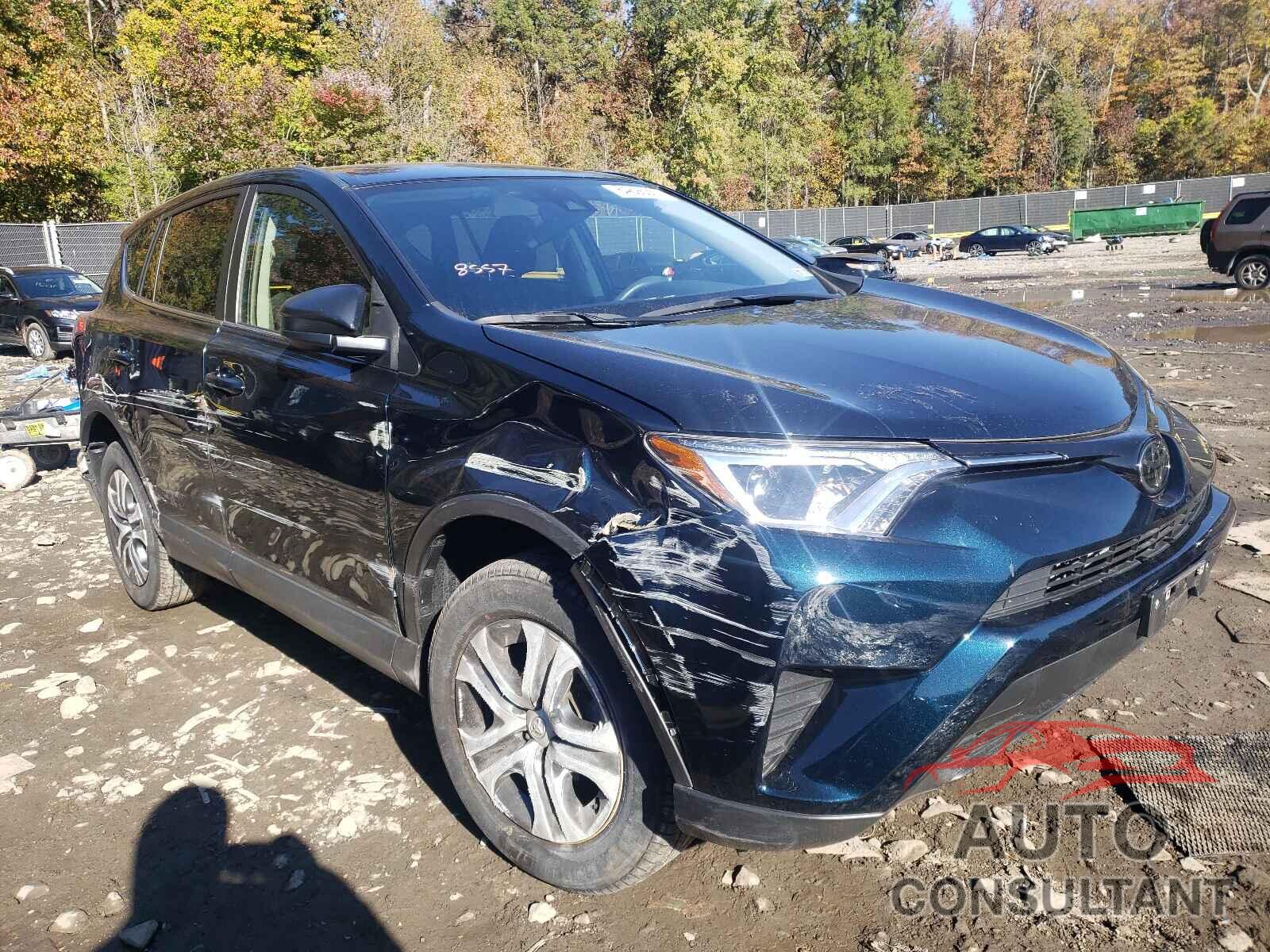 TOYOTA RAV4 2017 - JTMZFREV6HJ718561