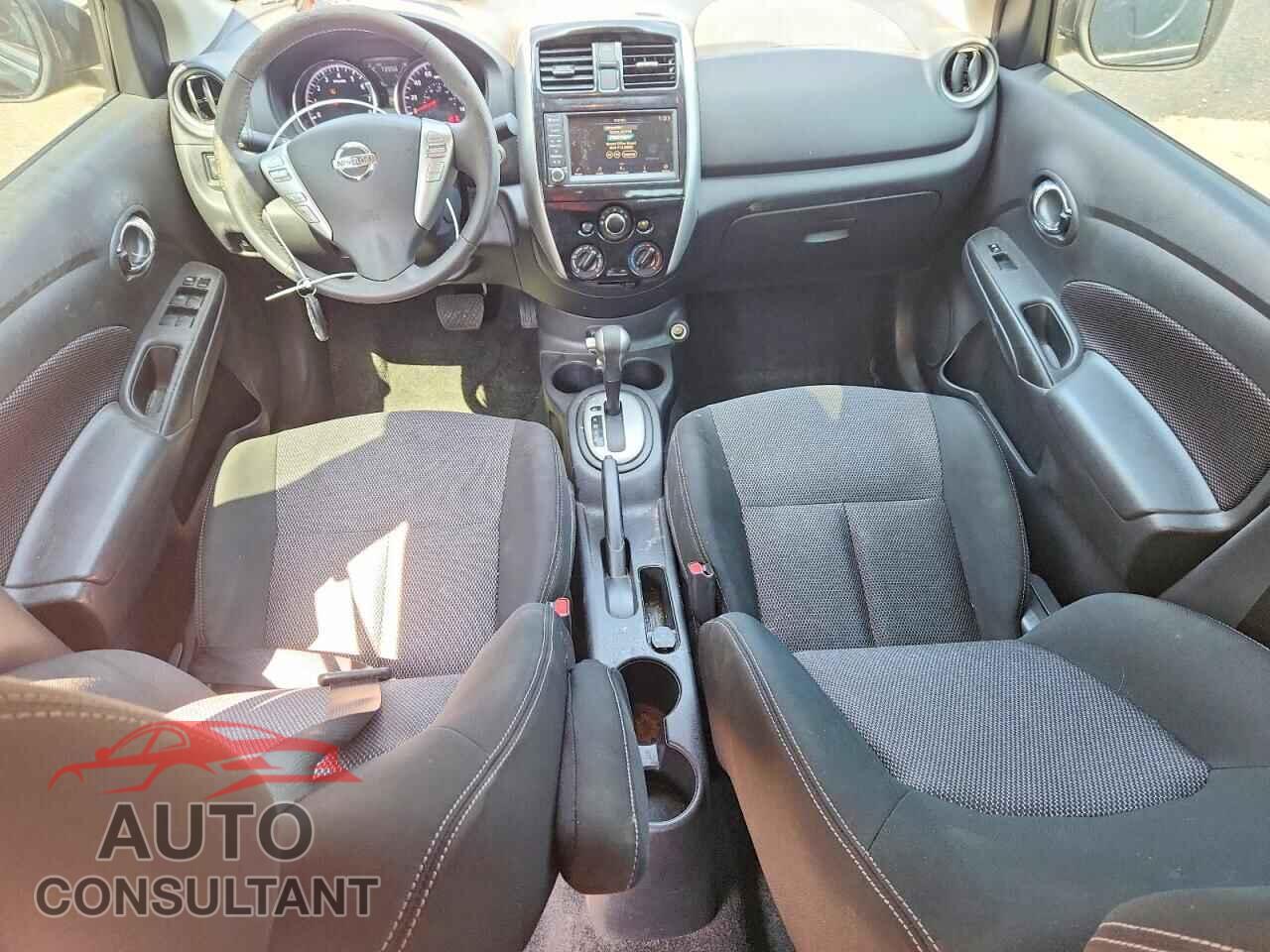 NISSAN VERSA 2019 - 3N1CN7AP3KL805860