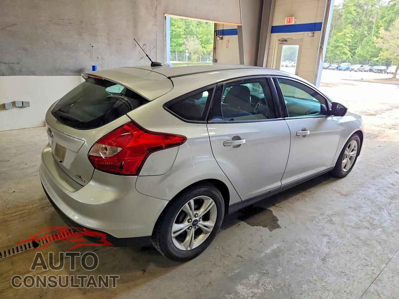 FORD FOCUS 2013 - 1FADP3K23DL318864