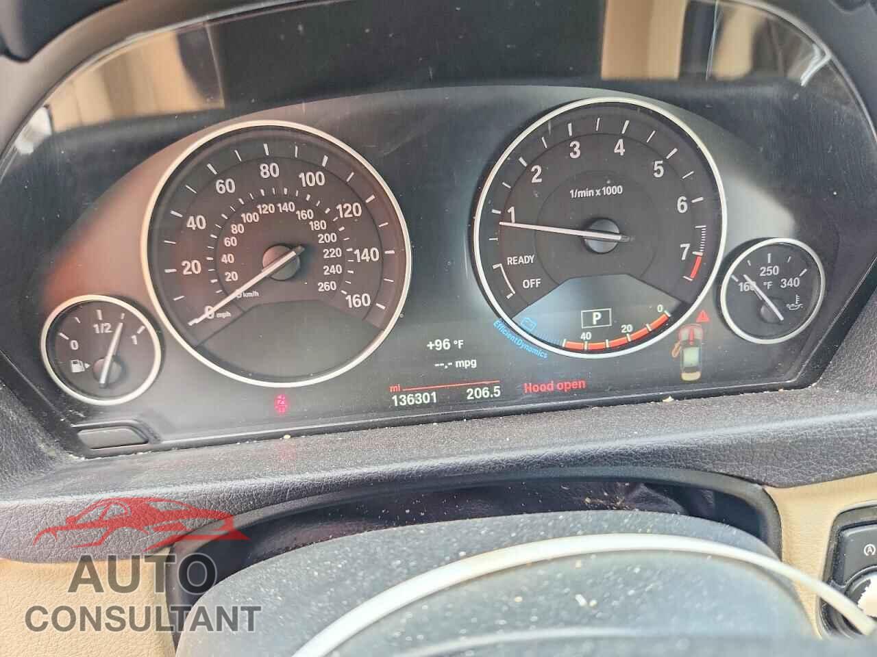 BMW 3 SERIES 2016 - WBA8E3G56GNU00419