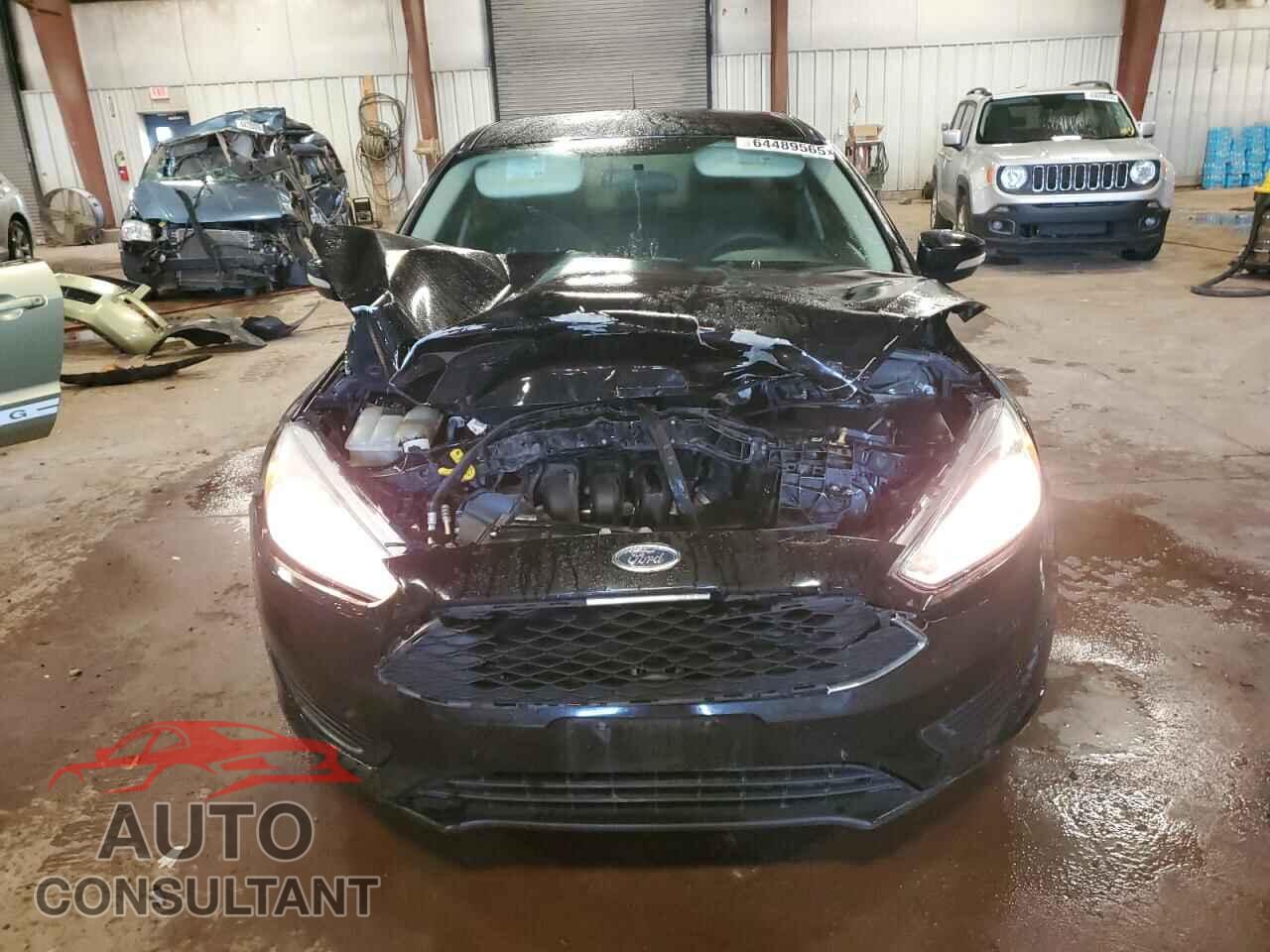 FORD FOCUS 2017 - 1FADP3K22HL260977