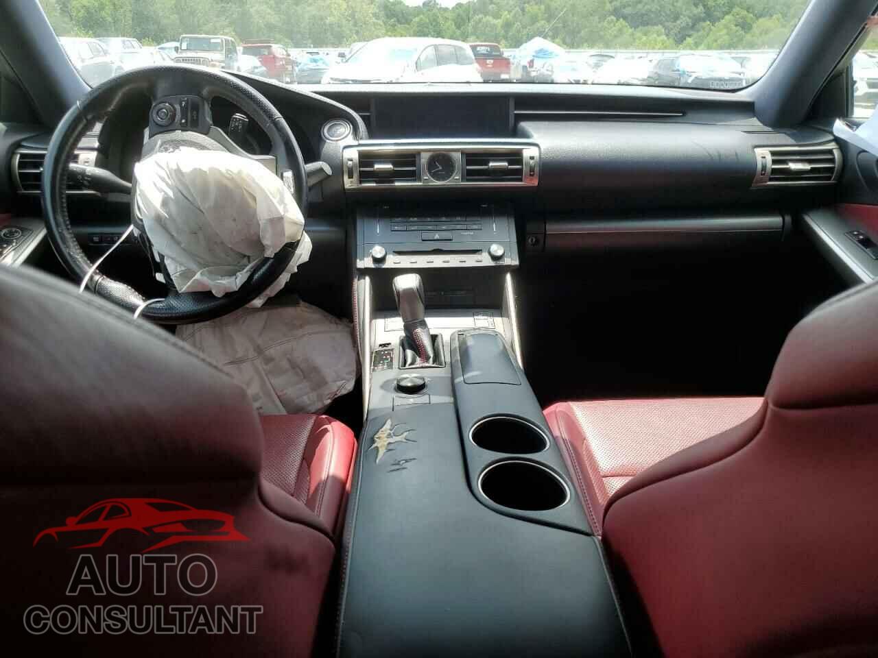 LEXUS IS 2016 - JTHBE1D28G5027521