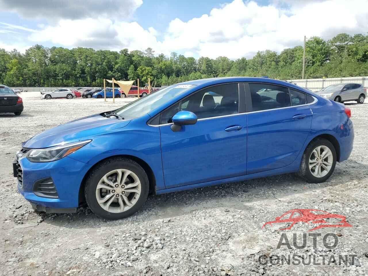 CHEVROLET CRUZE 2019 - 1G1BE5SMXK7138123