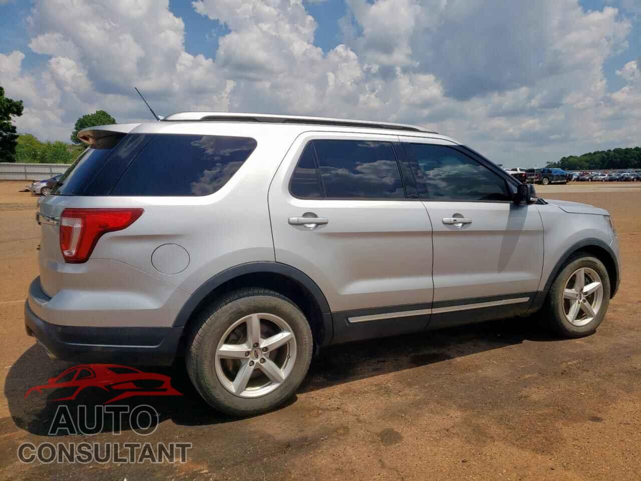 FORD EXPLORER 2018 - 1FM5K7D84JGB39271