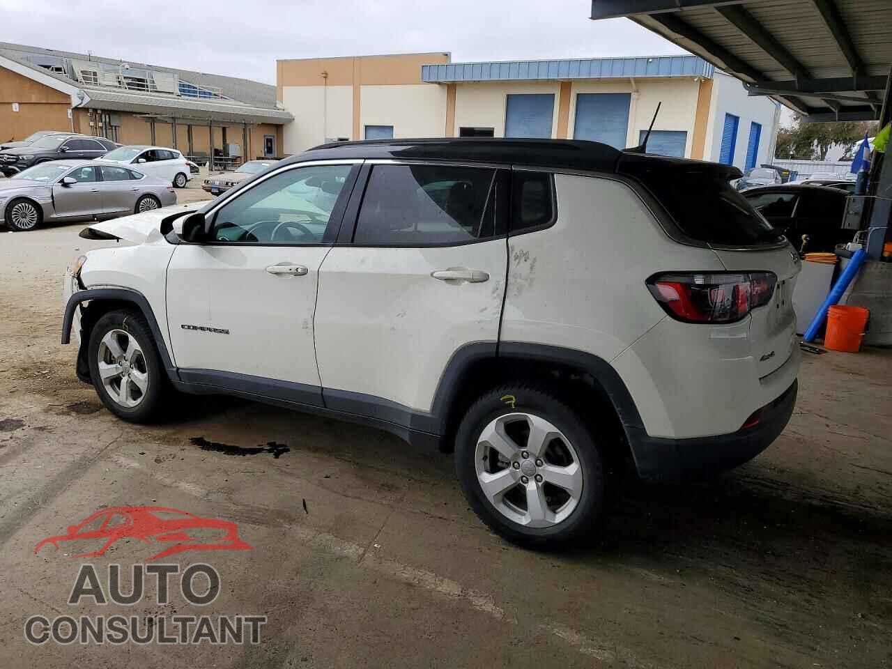 JEEP COMPASS 2018 - 3C4NJDBB1JT440693