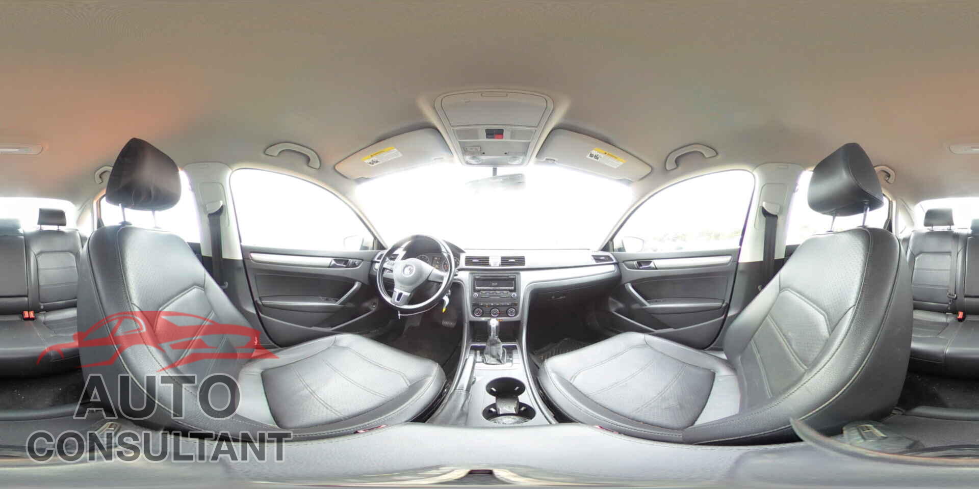 VOLKSWAGEN PASSAT 2015 - 1VWAT7A39FC042054
