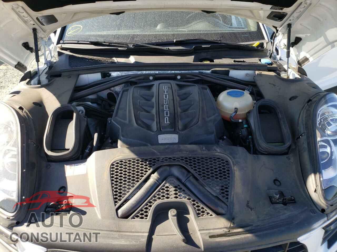 PORSCHE MACAN 2016 - WP1AB2A50GLB50962