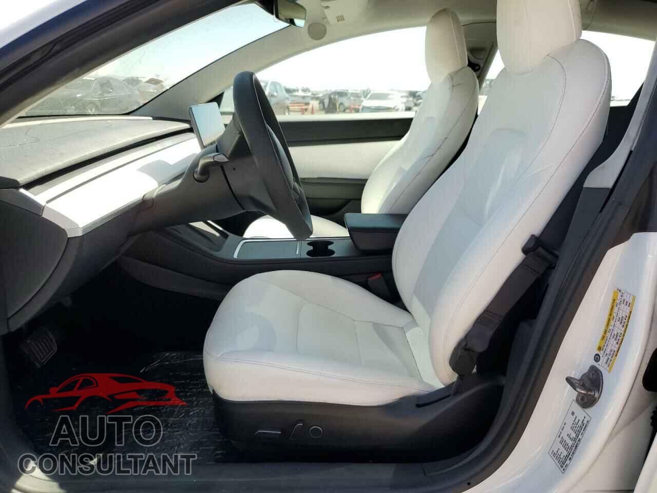 TESLA MODEL 3 2021 - 5YJ3E1EA3MF877904