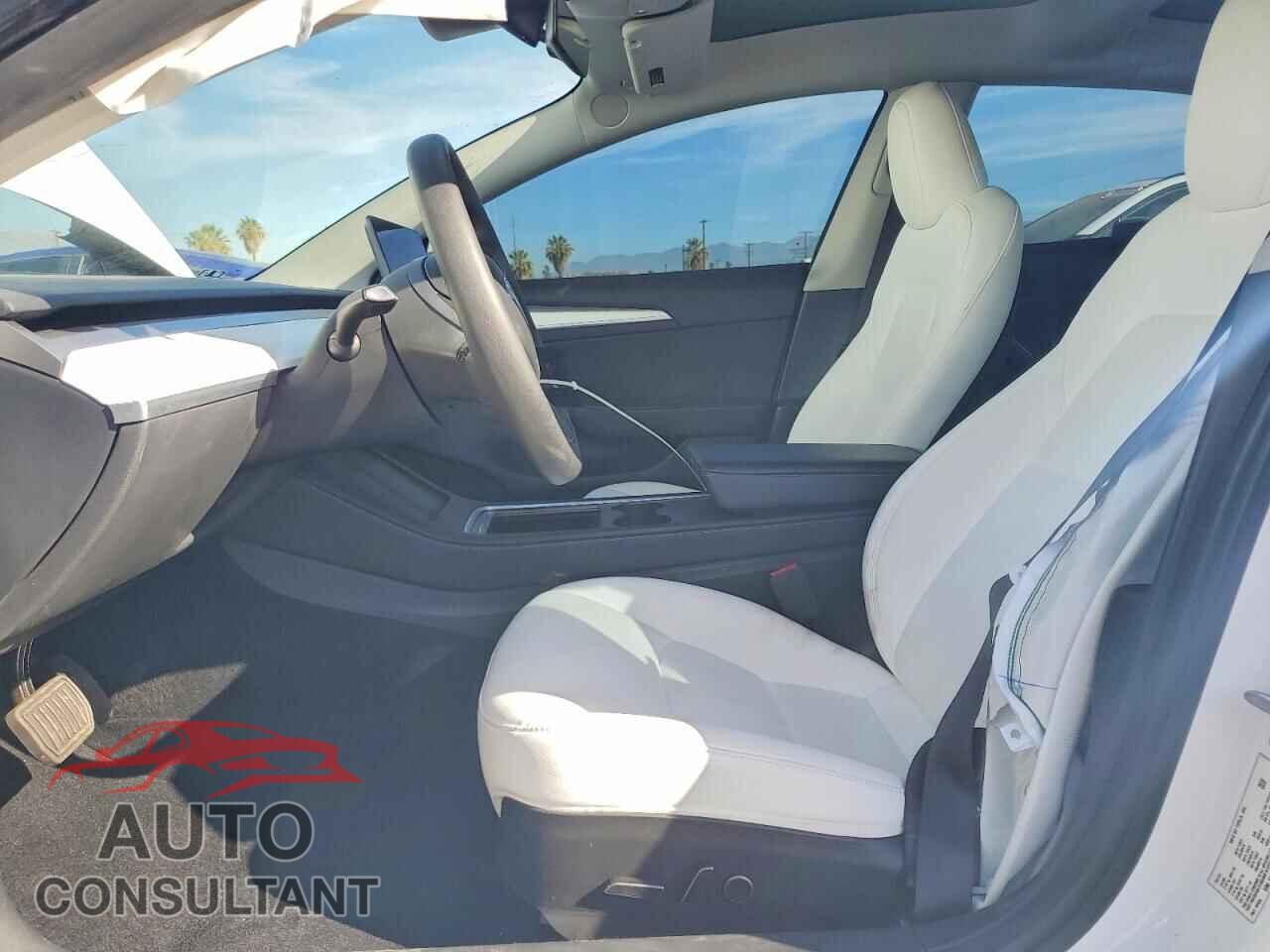 TESLA MODEL 3 2023 - 5YJ3E1EAXPF647944