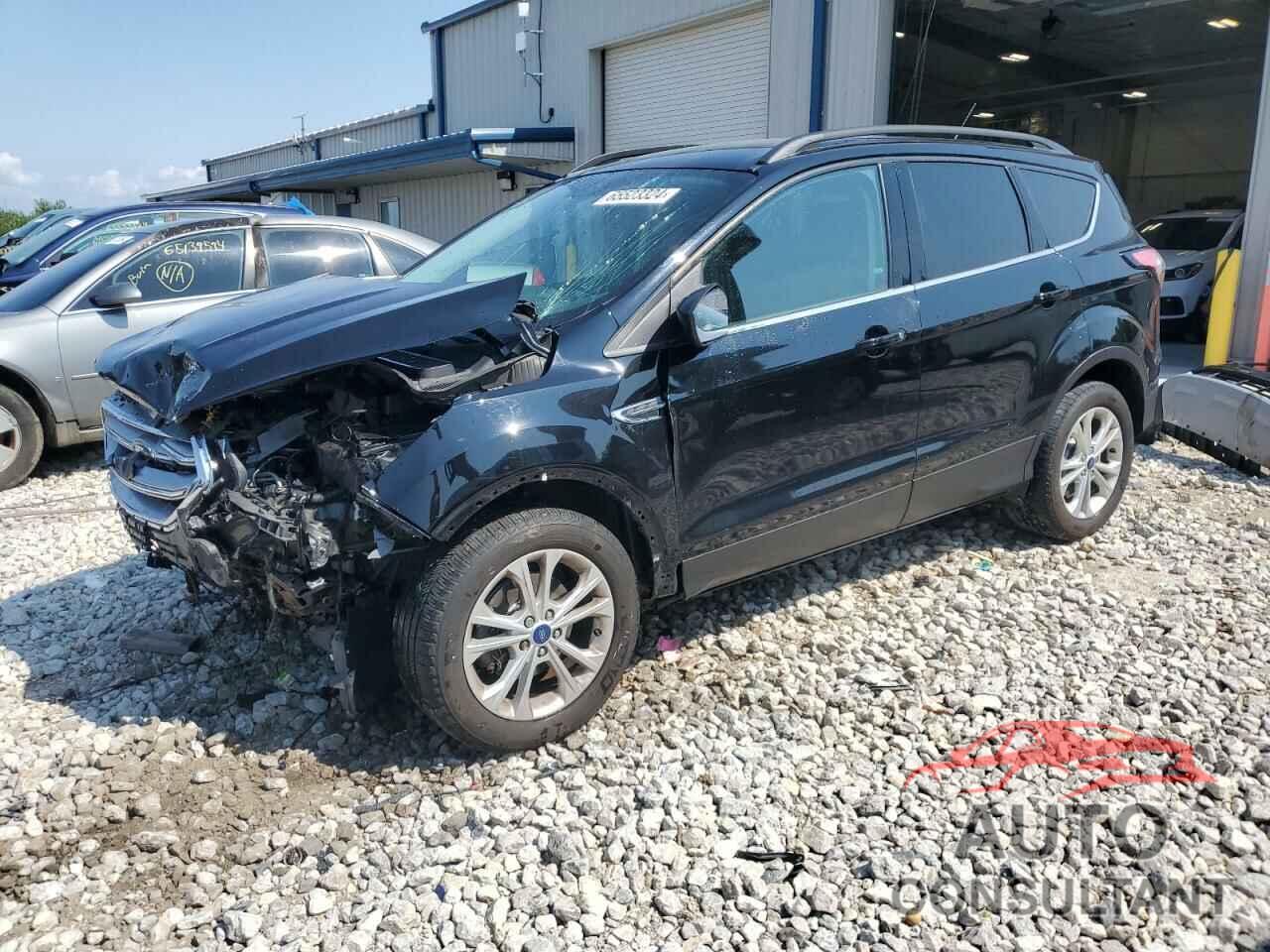 FORD ESCAPE 2017 - 1FMCU0GD5HUC86406