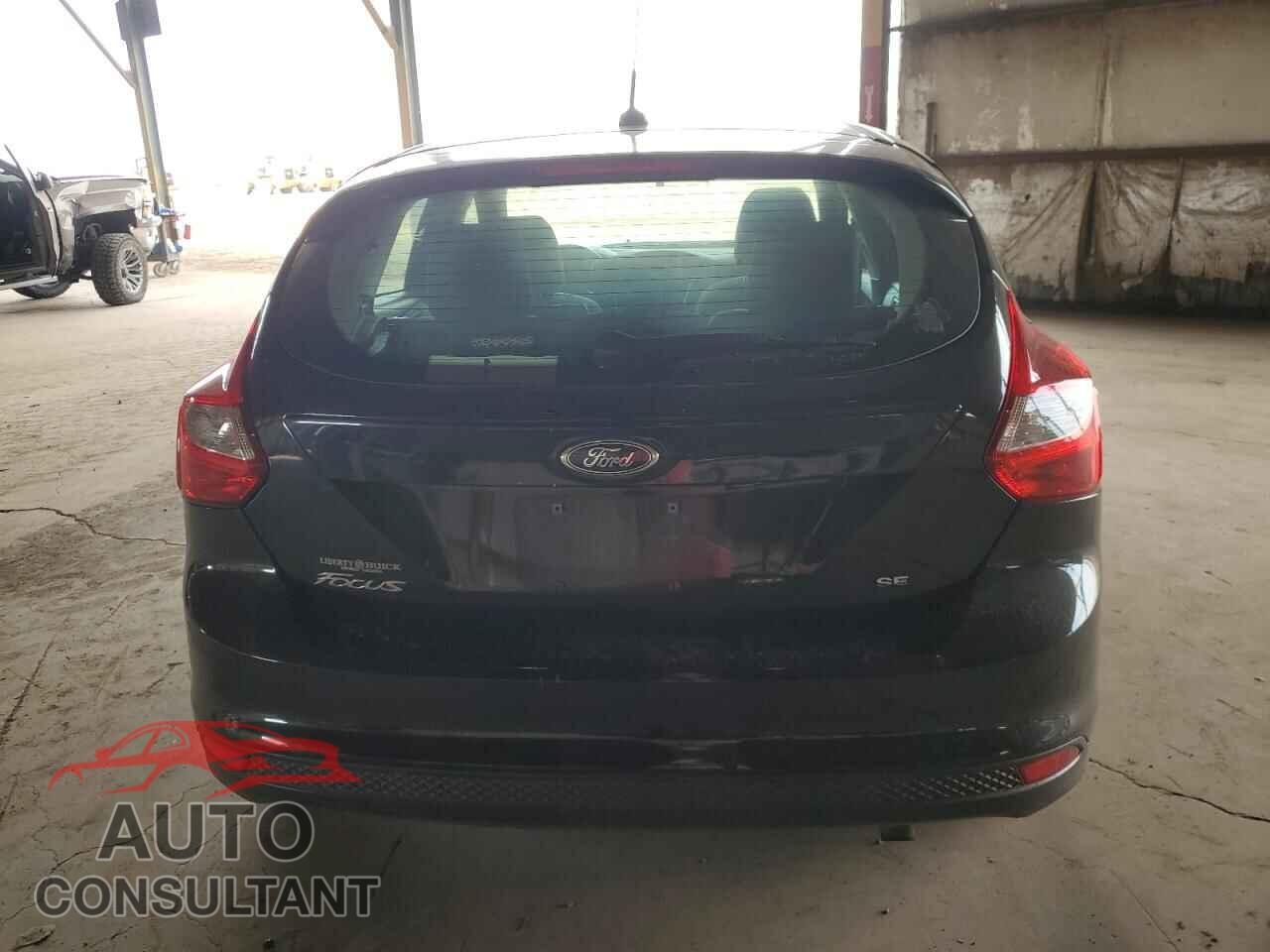 FORD FOCUS 2014 - 1FADP3K26EL259729