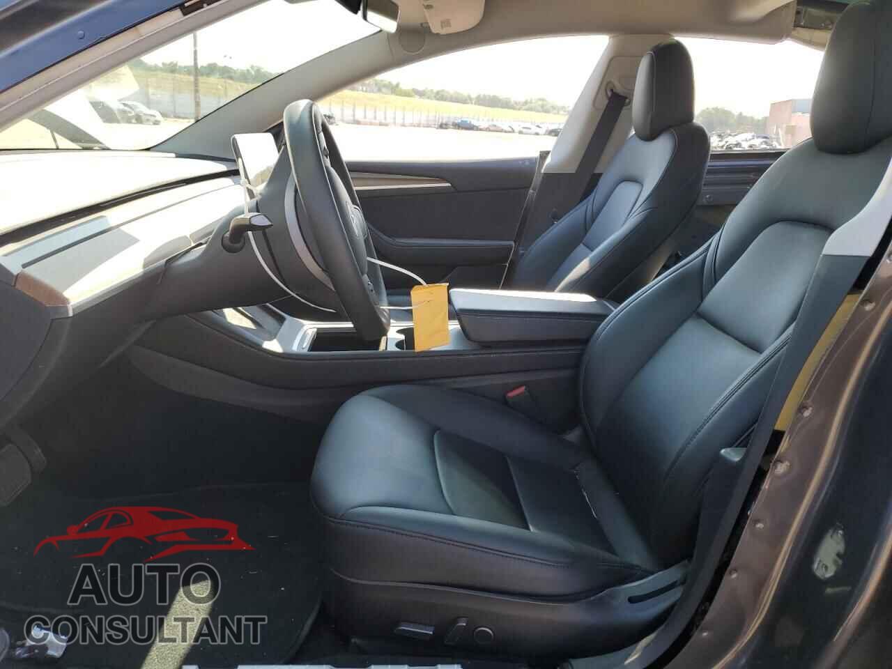 TESLA MODEL 3 2021 - 5YJ3E1EB4MF002016