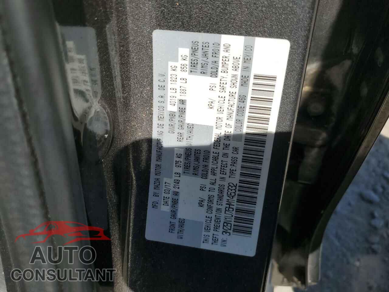 MAZDA 3 2017 - 3MZBN1U76HM145332