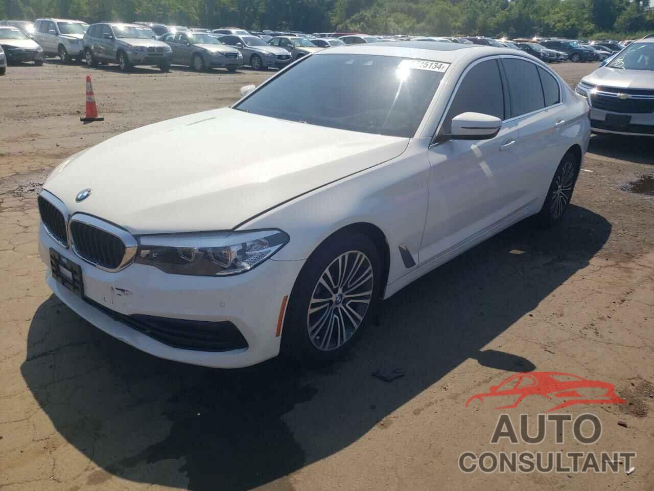 BMW 5 SERIES 2019 - WBAJA7C55KWW23645