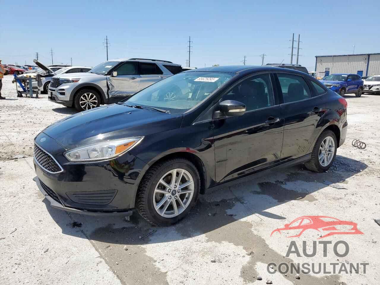 FORD FOCUS 2017 - 1FADP3F22HL329614