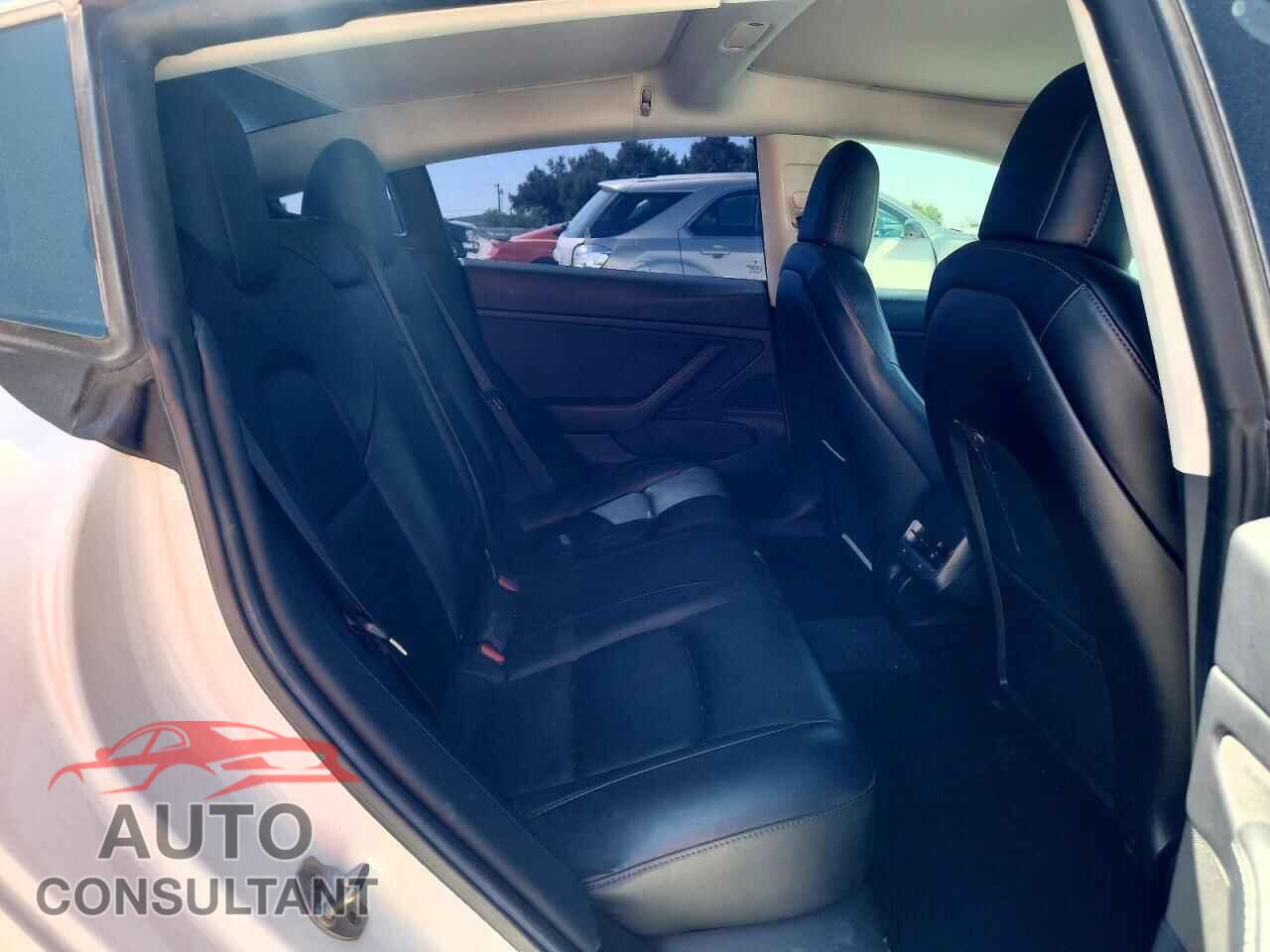 TESLA MODEL 3 2019 - 5YJ3E1EA8KF476541