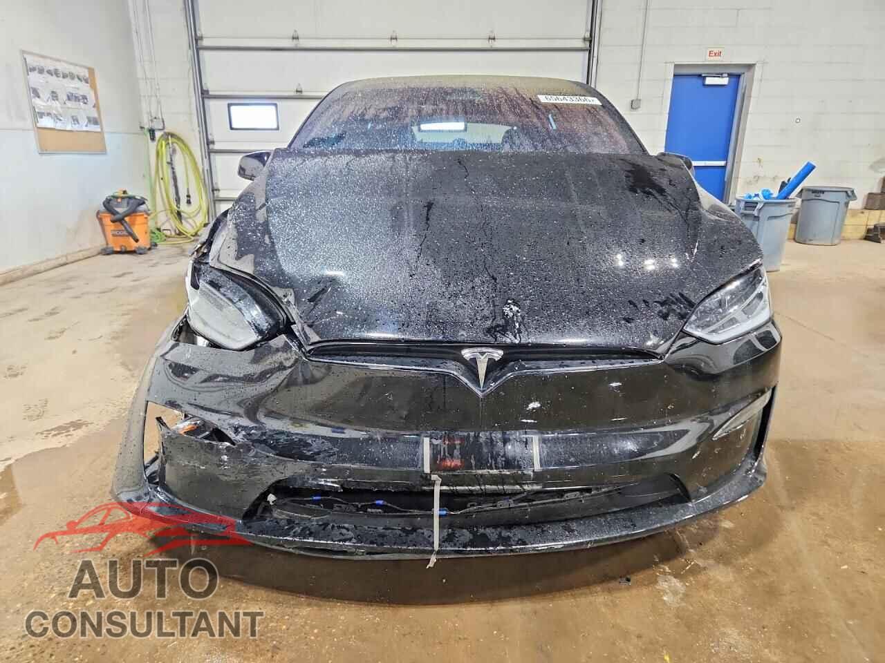 TESLA MODEL X 2024 - 7SAXCDE54RF444663