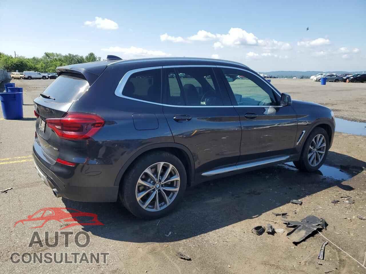 BMW X3 2019 - 5UXTR9C55KLP84612
