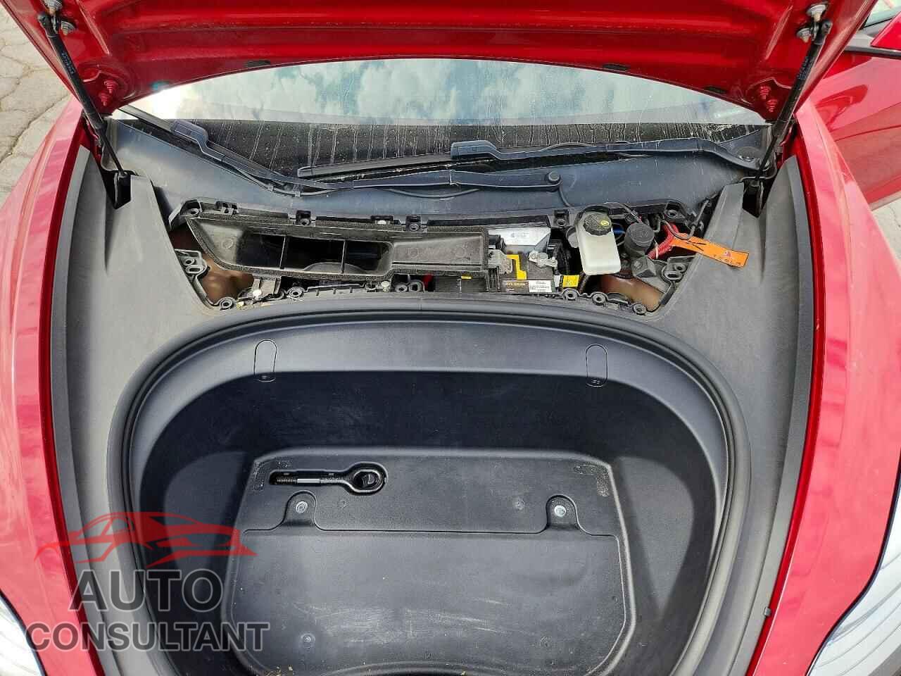 TESLA MODEL 3 2019 - 5YJ3E1EB6KF452439