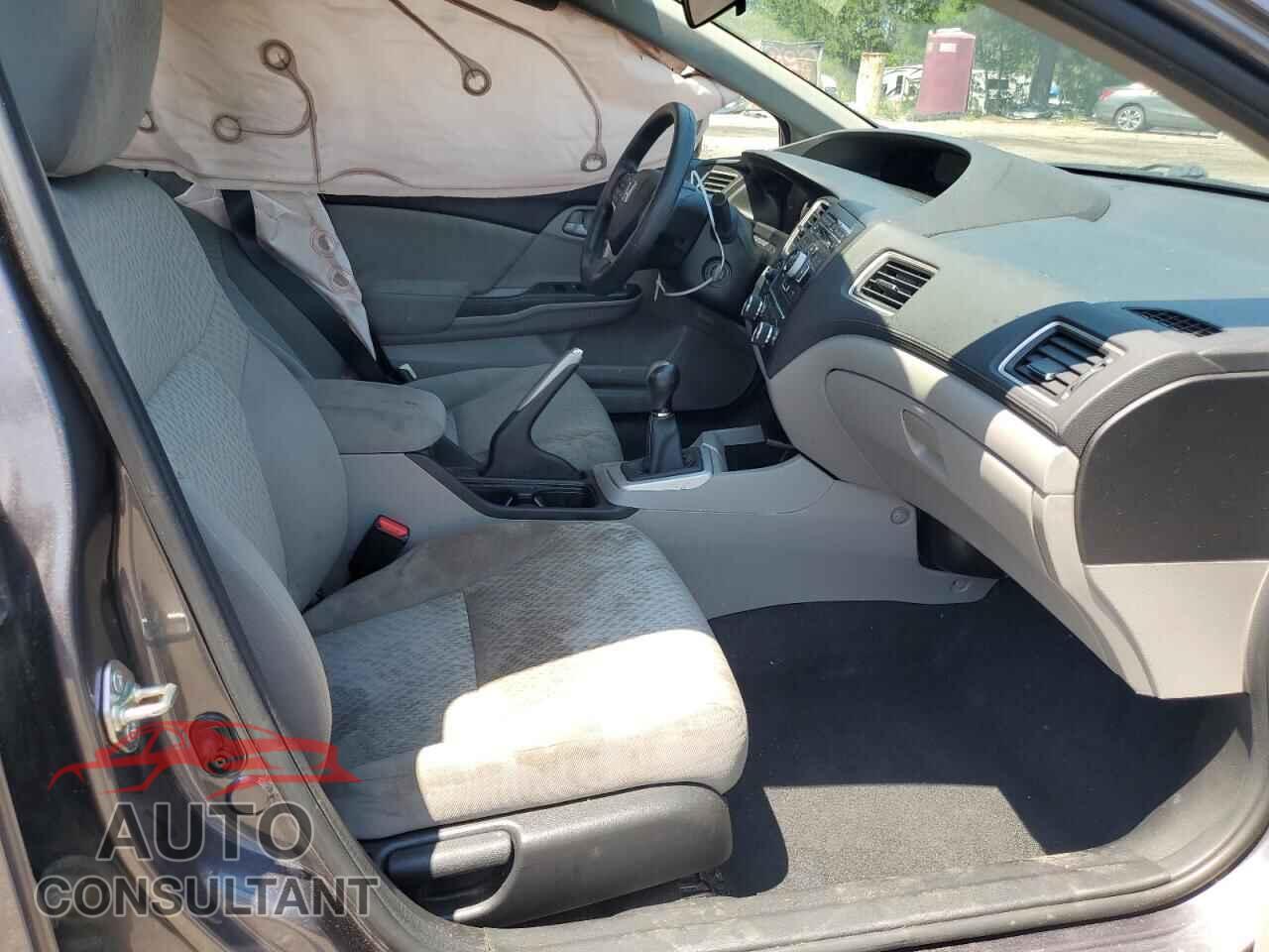 HONDA CIVIC 2015 - 19XFB2E53FE060259