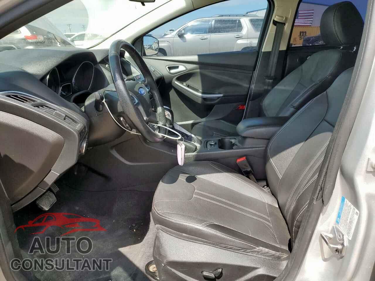 FORD FOCUS 2014 - 1FADP3J27EL452070