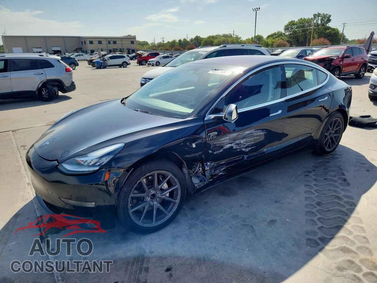 TESLA MODEL 3 2018 - 5YJ3E1EA4JF034371