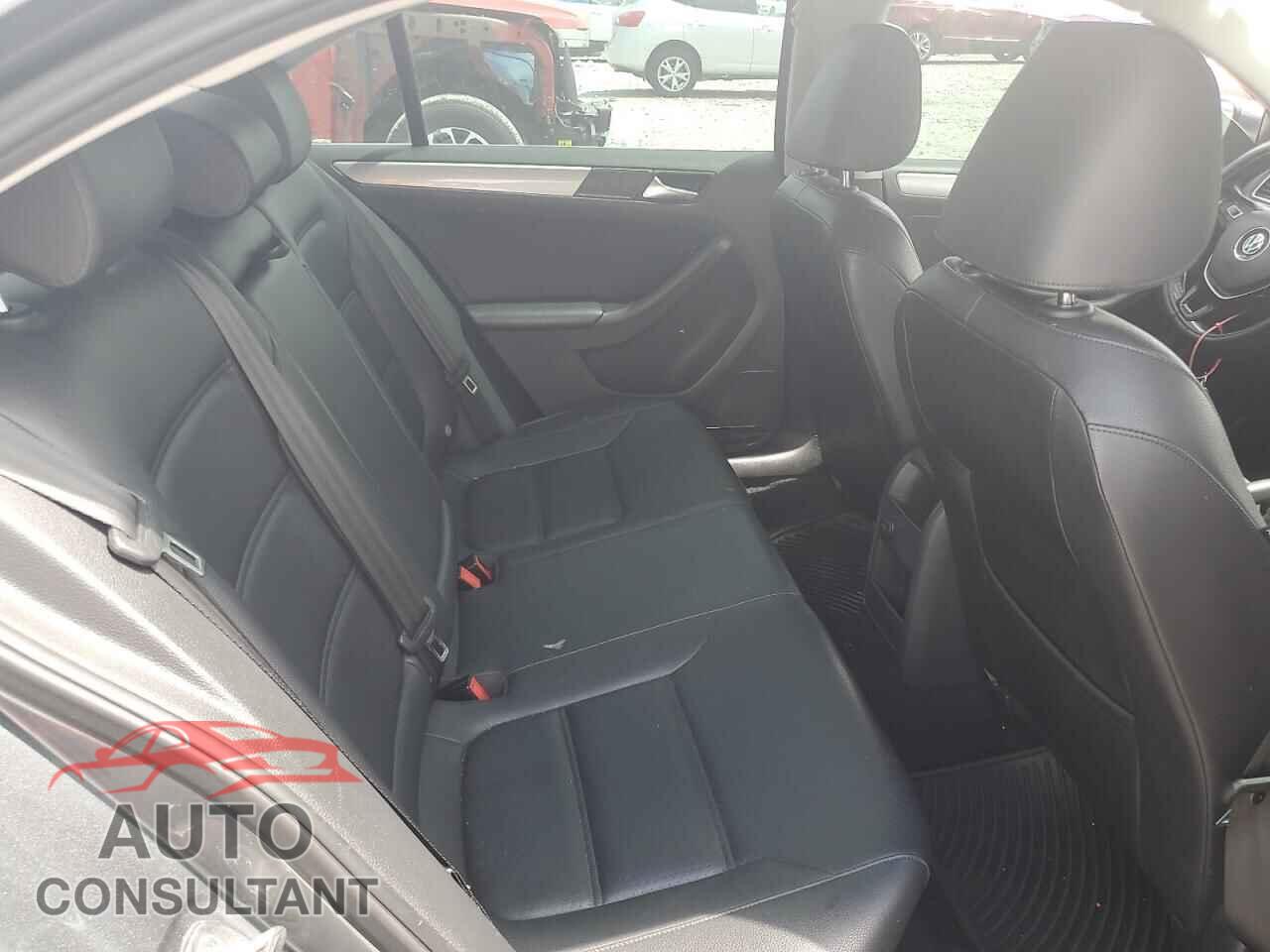 VOLKSWAGEN JETTA 2017 - 3VWDB7AJ2HM201996