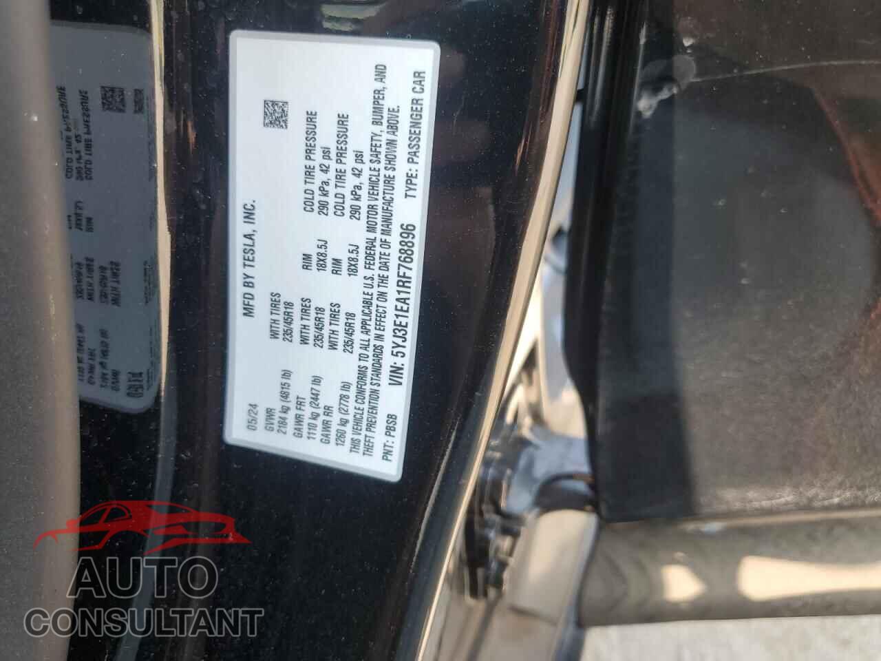 TESLA MODEL 3 2024 - 5YJ3E1EA1RF768896