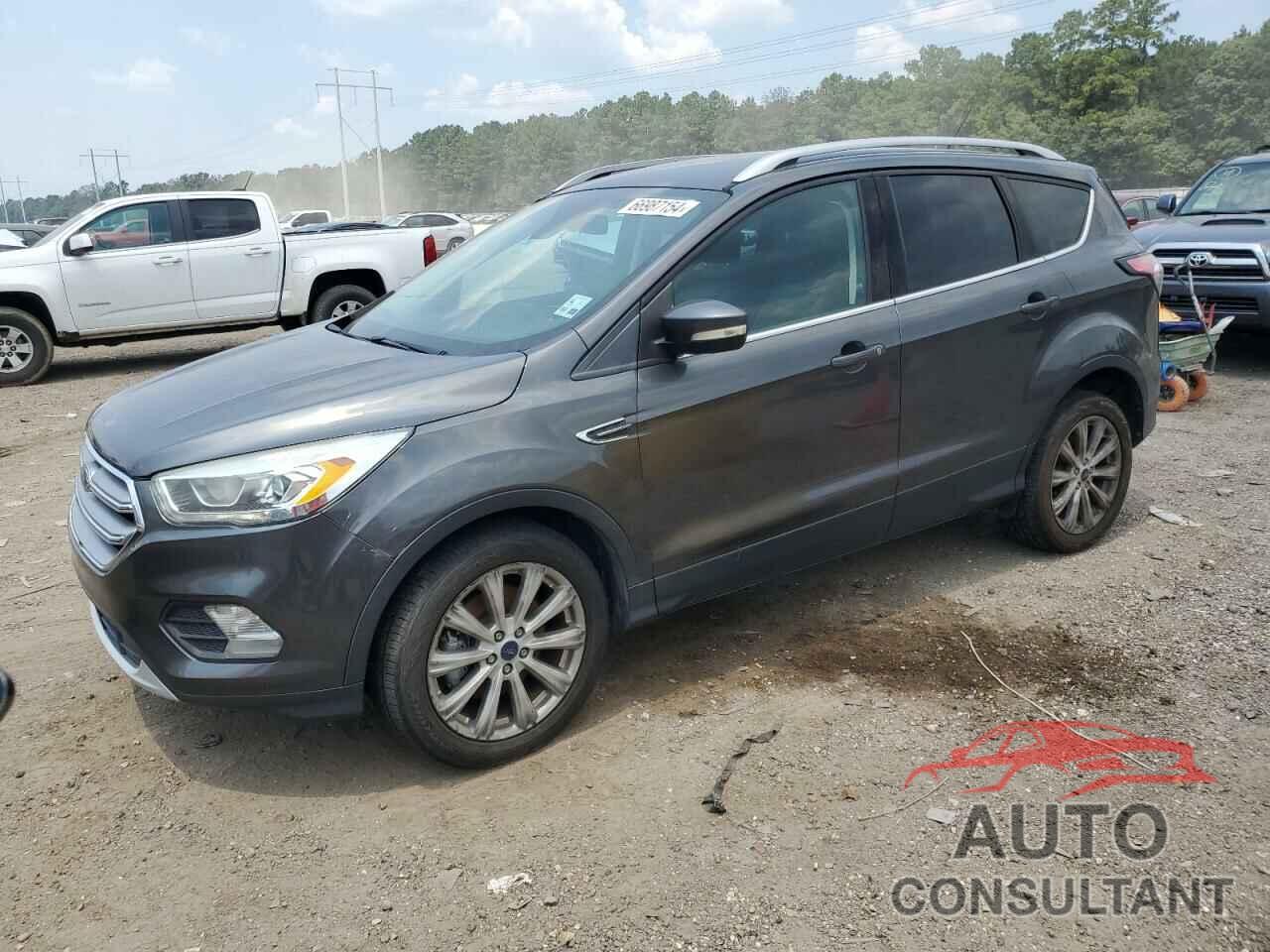 FORD ESCAPE 2017 - 1FMCU0J92HUF02118