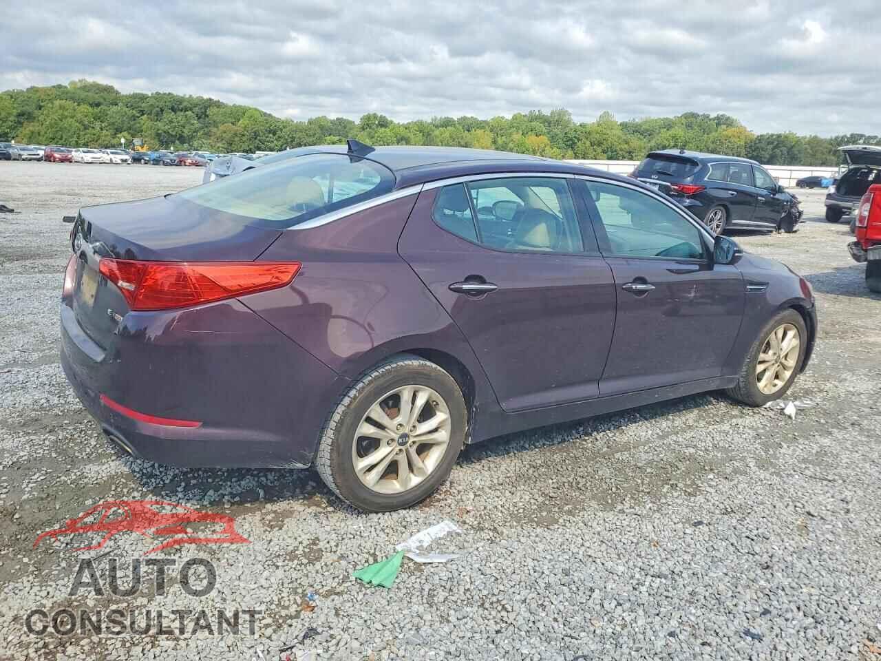 KIA OPTIMA 2011 - KNAGN4A75B5120768