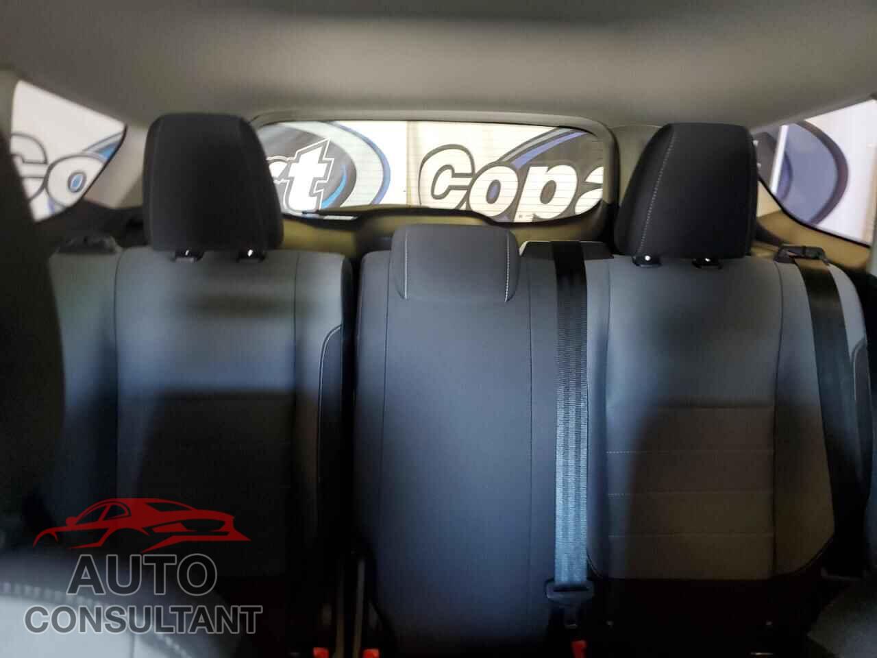 FORD ESCAPE 2017 - 1FMCU0F75HUE75729