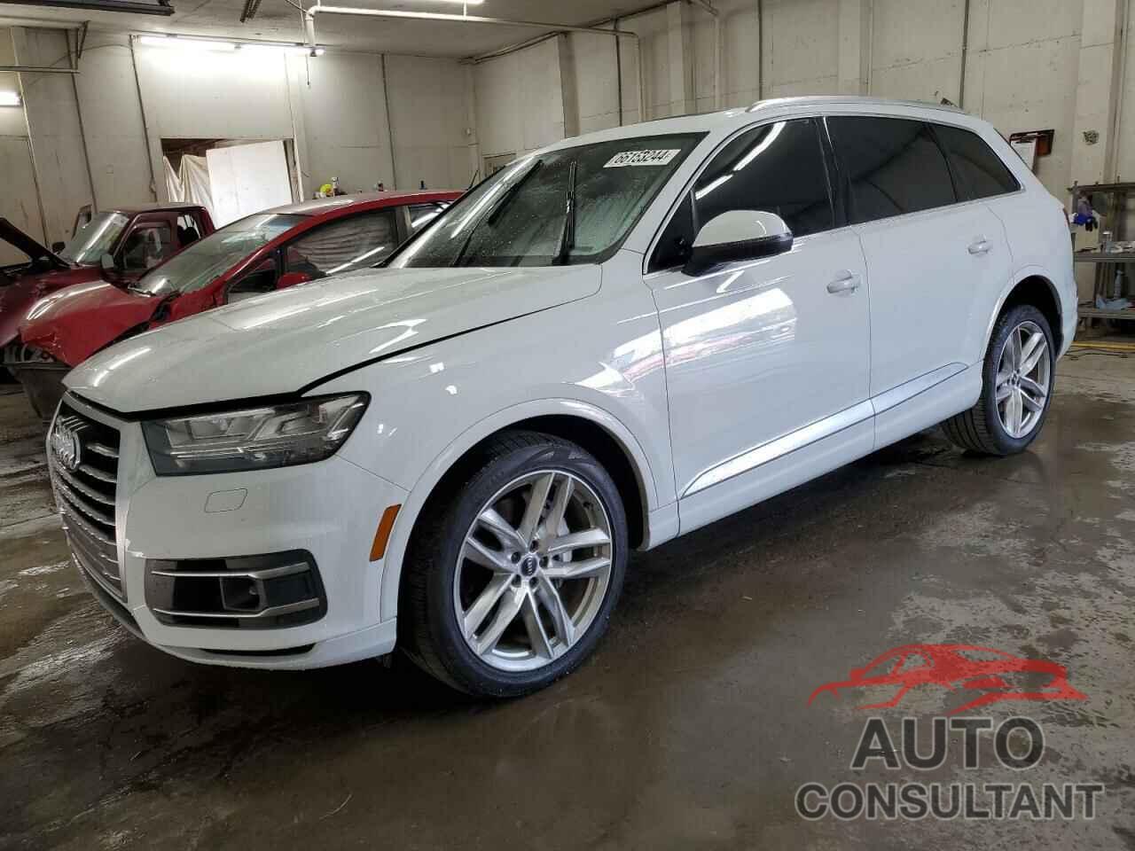 AUDI Q7 2018 - WA1VAAF70JD054996