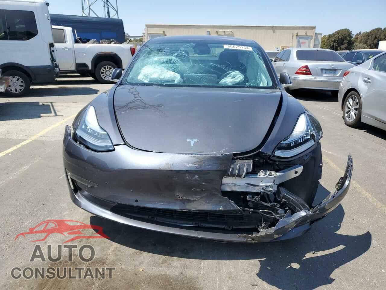 TESLA MODEL 3 2018 - 5YJ3E1EA6JF057926