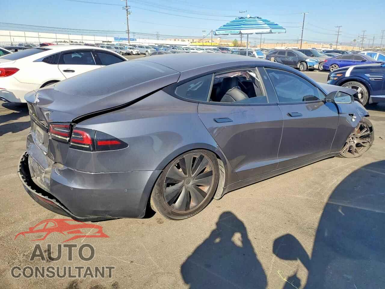 TESLA MODEL S 2022 - 5YJSA1E51NF492837