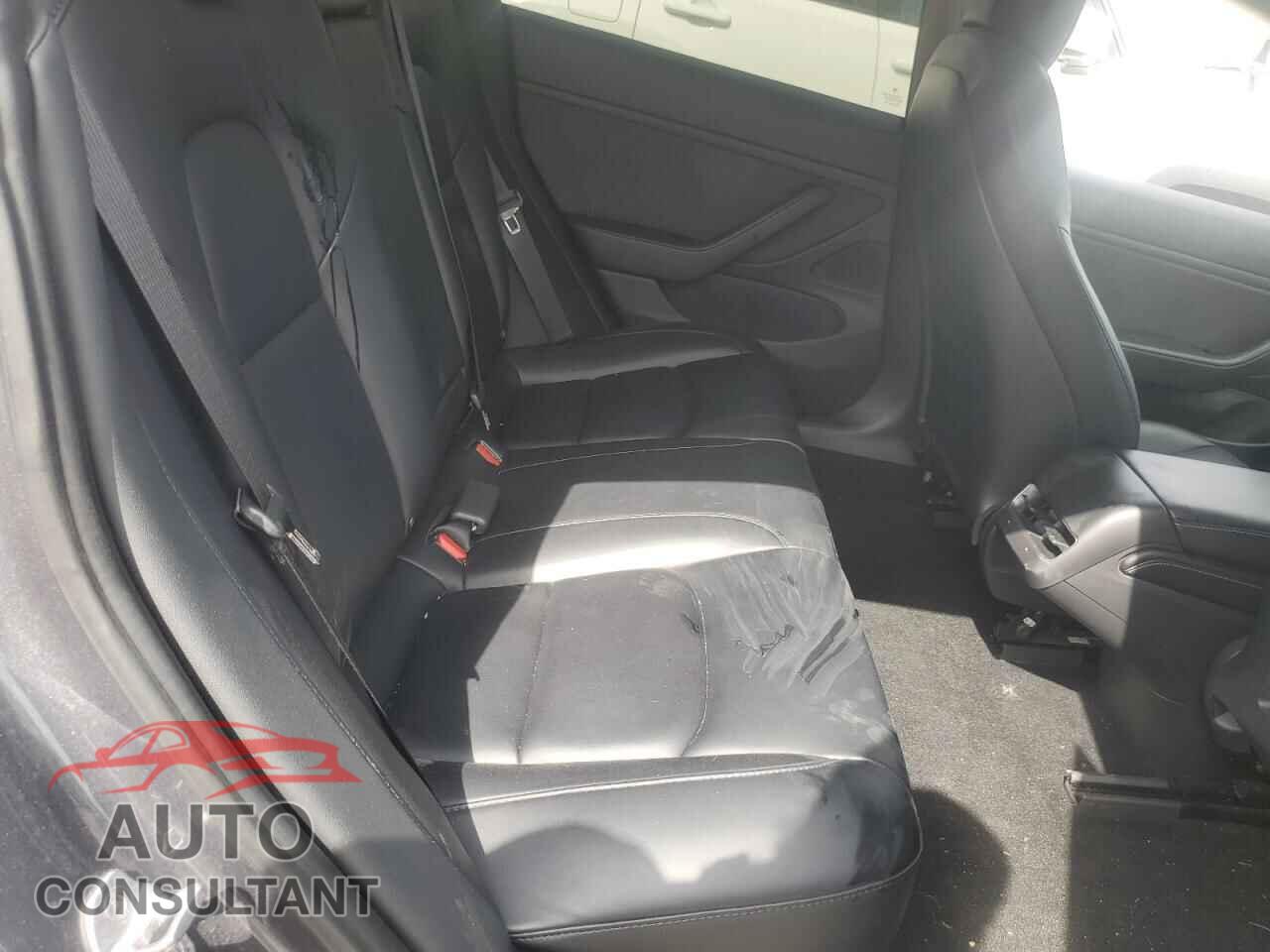 TESLA MODEL 3 2021 - 5YJ3E1EC8MF856256