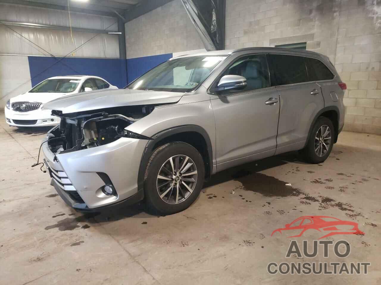 TOYOTA HIGHLANDER 2017 - 5TDJZRFH3HS364868