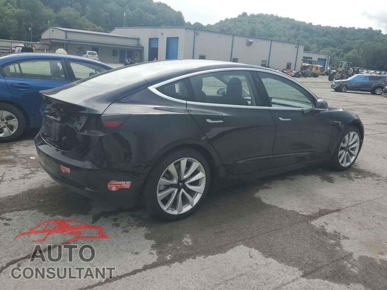 TESLA MODEL 3 2018 - 5YJ3E1EAXJF049747