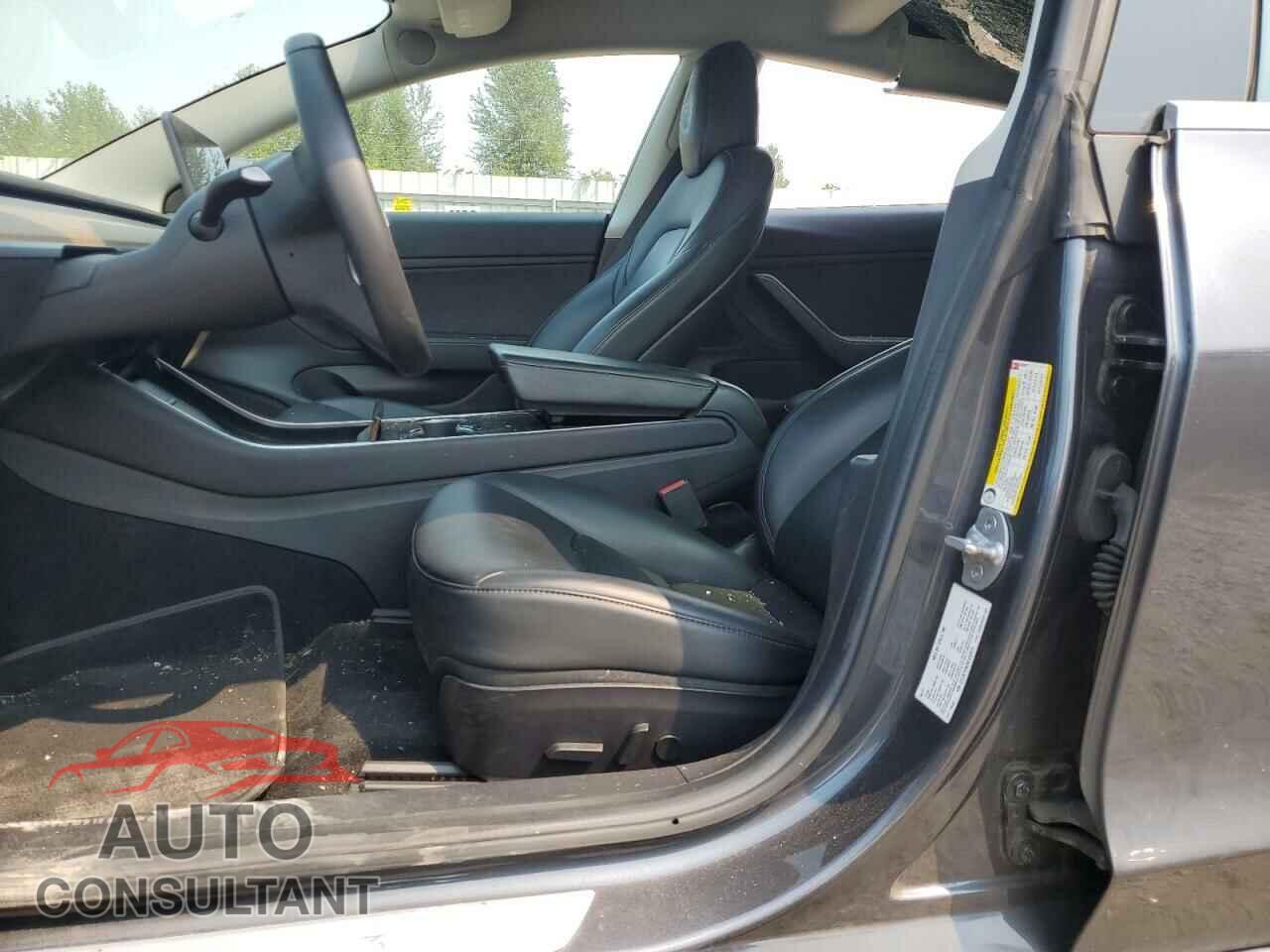 TESLA MODEL 3 2019 - 5YJ3E1EB2KF432673